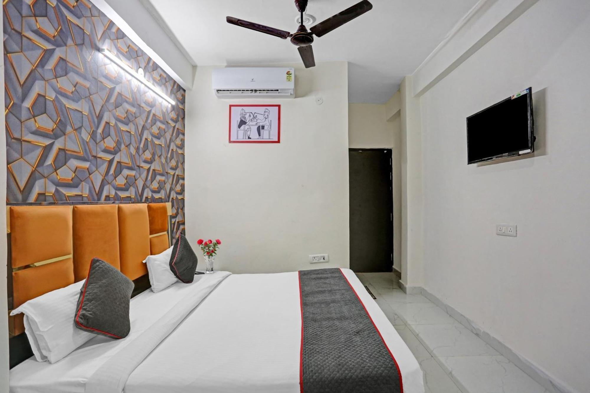 Hotel O Heritage Inn Noida Exteriör bild