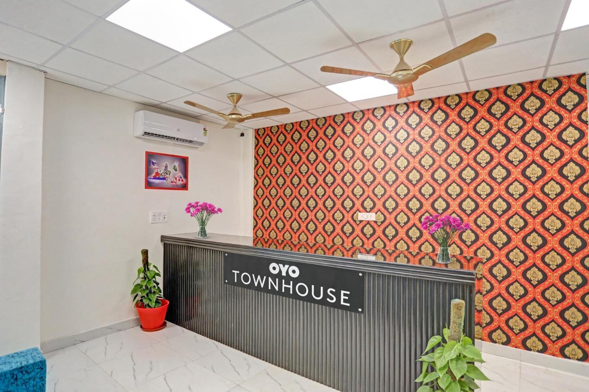 Hotel O Heritage Inn Noida Exteriör bild